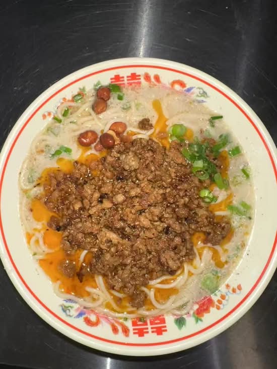 清汤杂酱面 | Savory Pork Ragu Noodles (Non-Spicy)